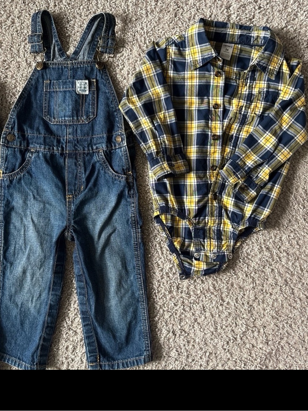 🔥🔥Carter’s 24 m baby shirt and denim overalls, and French terry hooded overalls